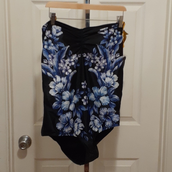 Black w/BlueFlowers AdoreMe Swimsuit Adjust Strap - Picture 1 of 5